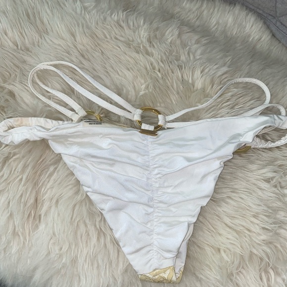 Beach Bunny Gunpwder and Lace Bikini Set XS - Picture 3 of 6